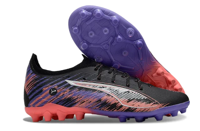 Puma Future Z Noir Multicolore Coupe basse Lacets Tige texturée synthétique Terrain ferme Chaussures de football 1