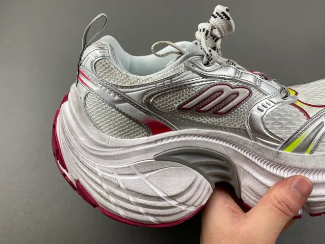 Puma RS-X সাদা লাল সোল মেশ এবং সিন্থেটিক ওভারলে চংকি স্নিকার্স 3