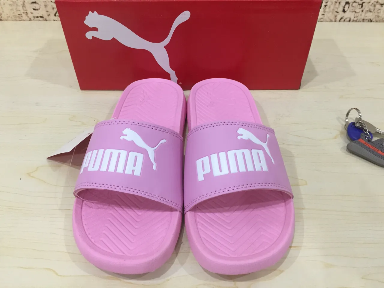 গোলাপি Puma Slide এক স্ট্র্যাপ মোল্ডেড সোল স্লিপার 4