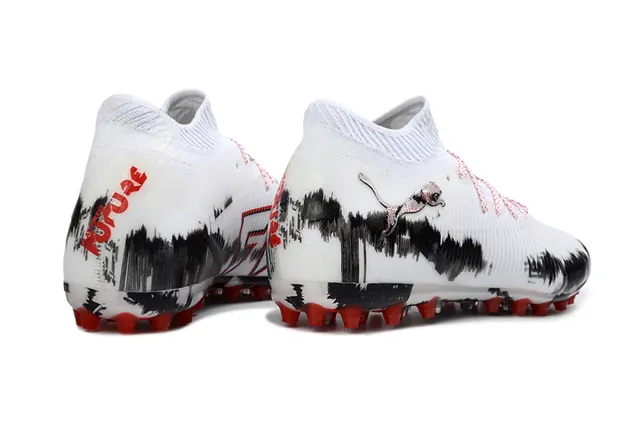 Puma 白黑 高切 针织领 刷纹图案 硬地足球鞋 5