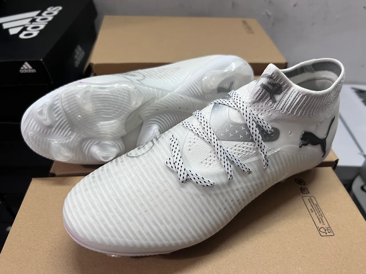 Puma أبيض فضي كولار جورب محبوك علو صناعي أرضية صلبة أحذية كرة قدم 8