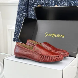 Saint Laurent Loulou क्रोकोडाइल एम्बॉस्ड रुच्ड लूफर