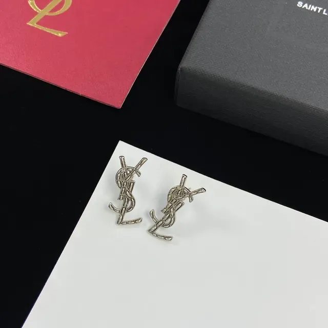 Saint Laurent Monogram Brincos Ouro e Prata Logo 4