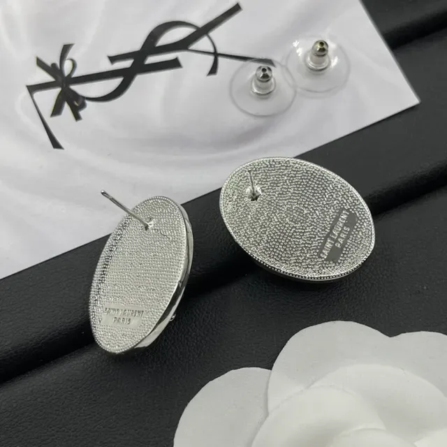 Saint Laurent YSL Monogram Oval কালো এনামেল কানের দুল 3