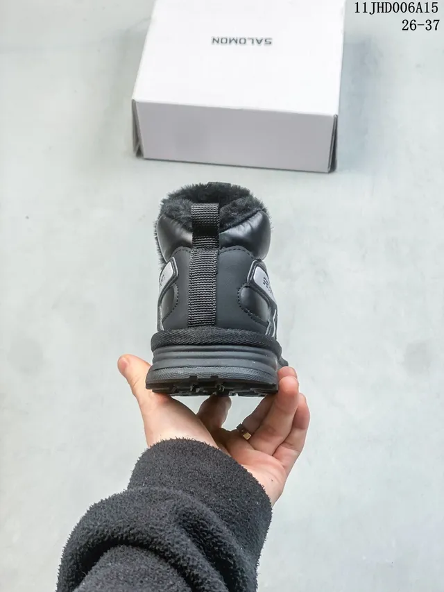 Salomon ACS Pro Botas de neve isoladas pretas e prateadas de bico alto 24