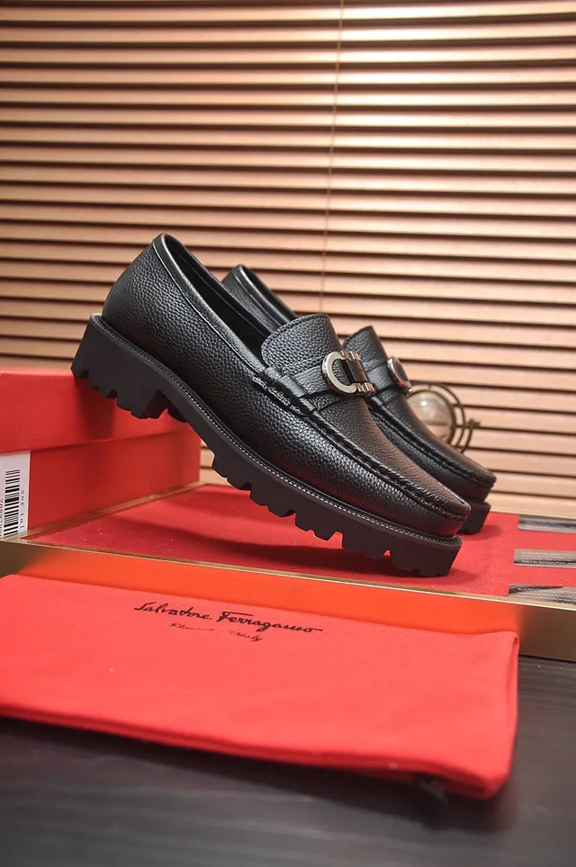 Salvatore Ferragamo Gancini Black Pebbled Leather Loafers 9