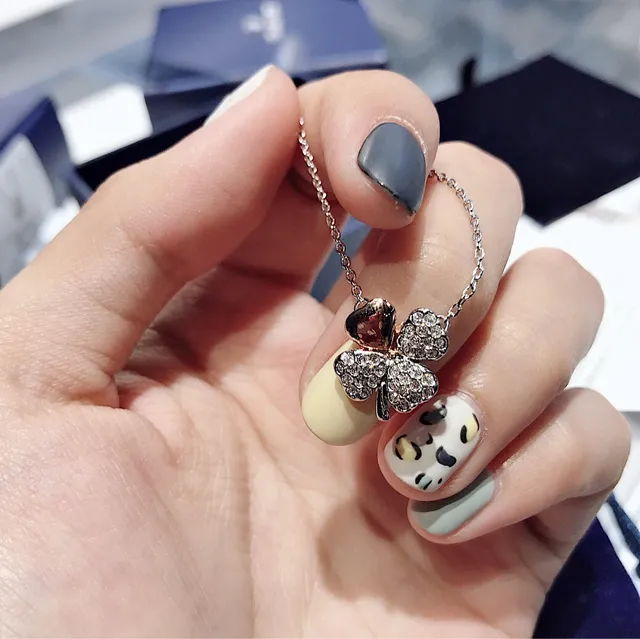 Swarovski كلوفر باڤي كريستال ونغمات الذهب الوردي قلادة قلب 7