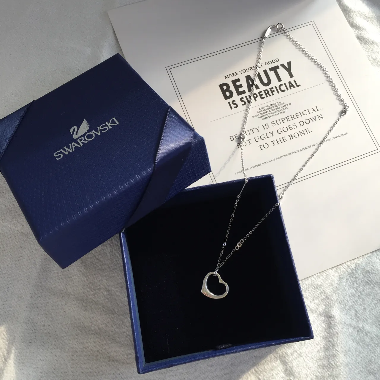 Swarovski Pingente Coração Aberto Corrente de Elos Finos Prata Azul 5