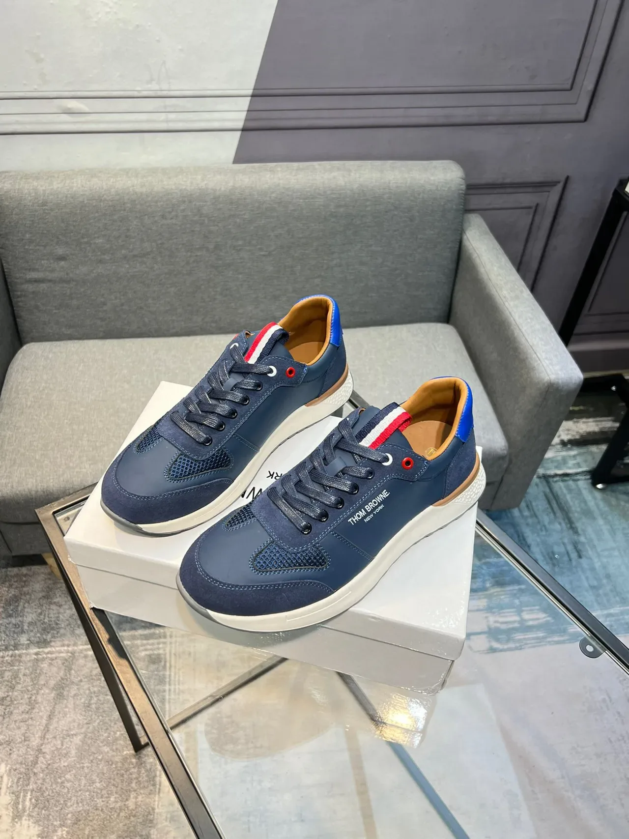 Thom Browne Sneaker Lifestyle Bleu Marine Matériau Mixte 3