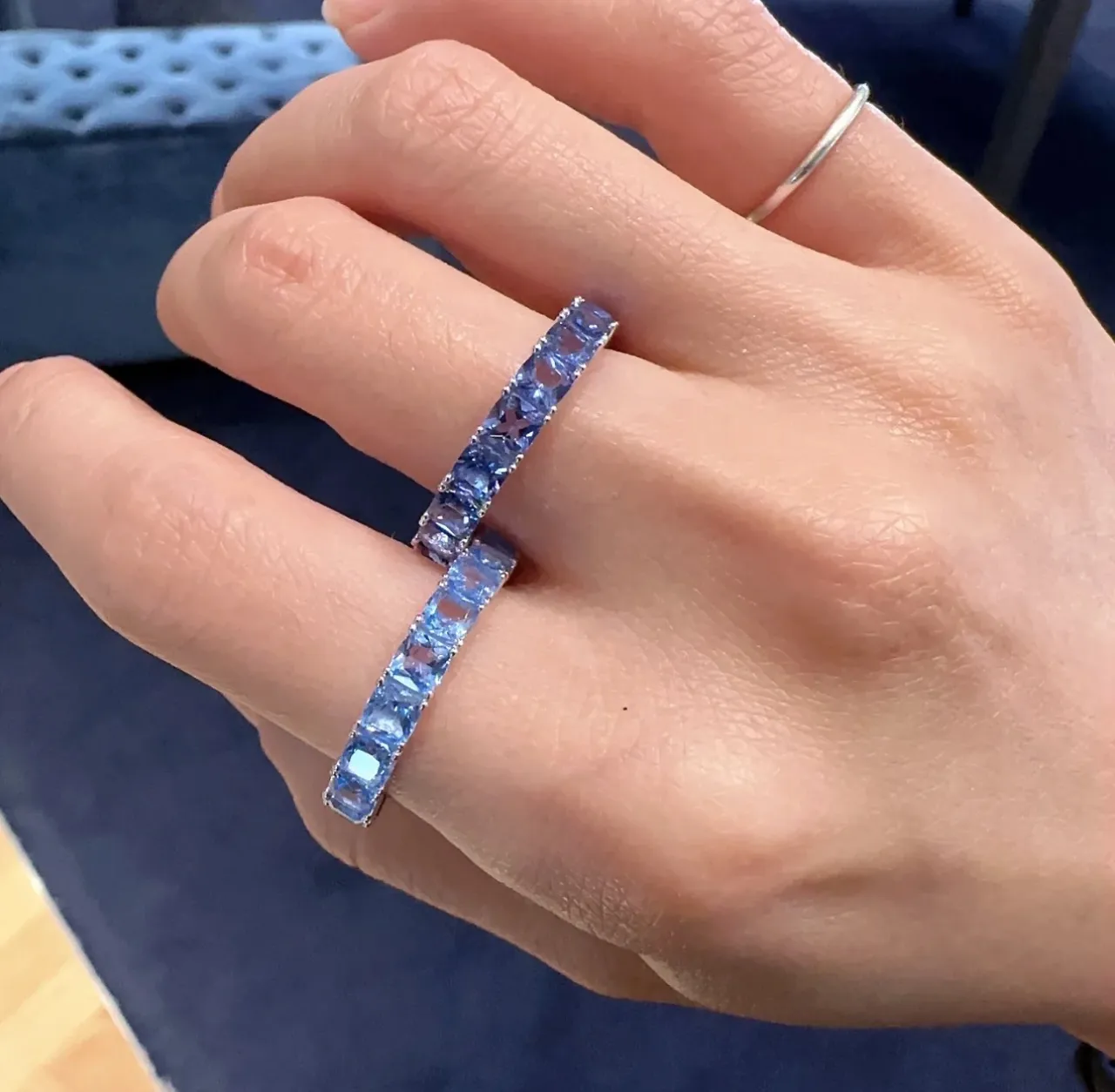 Tiffany & Co. 蓝银永恒带 Pavé-Set 宝石戒指 2