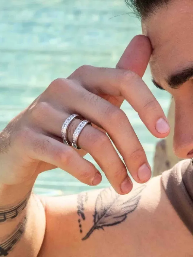 Tiffany & Co. خاتم إيترنيتي باند فضي أزرق باڤيه ست كيوب ستون 4