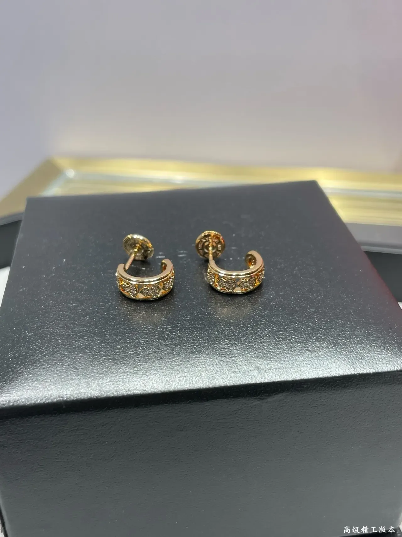 Tiffany & Co. HardWear 爱心 Pavé 耳环 4