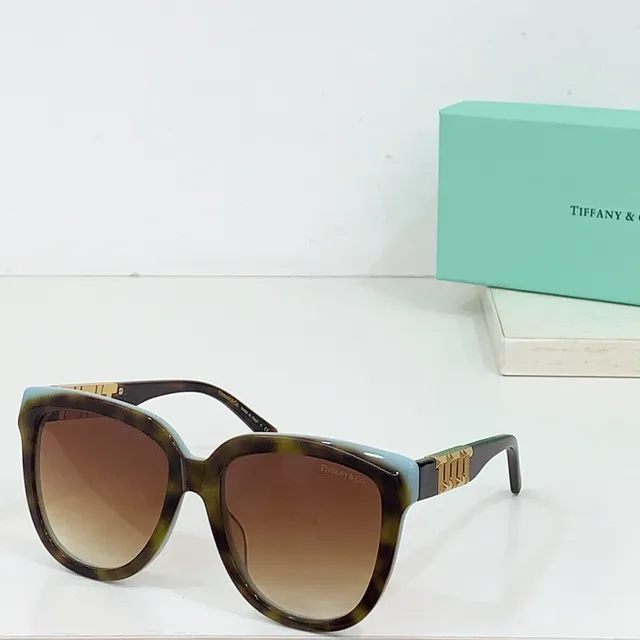 Tiffany & Co. T Collection Angular Cat-Eye Black Gold 太阳镜 9