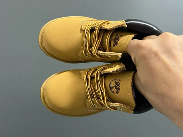 Timberland Premium 6-Inch Kids Work Boots 16