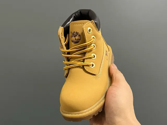 Timberland Premium 6-Inch Kids Work Boots 17