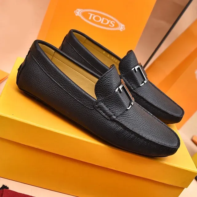 Tod's Double T Loafer Black Pebbled Leather Slip-On Loafers 8