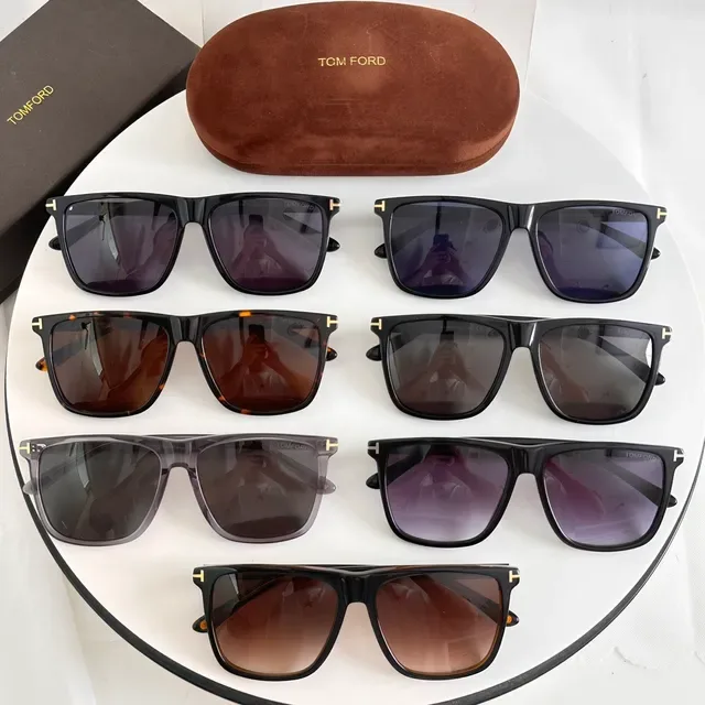Tom Ford Black Gold Rectangular Acetate Frame T-Bar Temple Accents Sunglasses 3