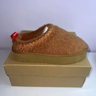 UGG Brown Red Shearling Upper Exposed Contrast Stitching Casual Shoes