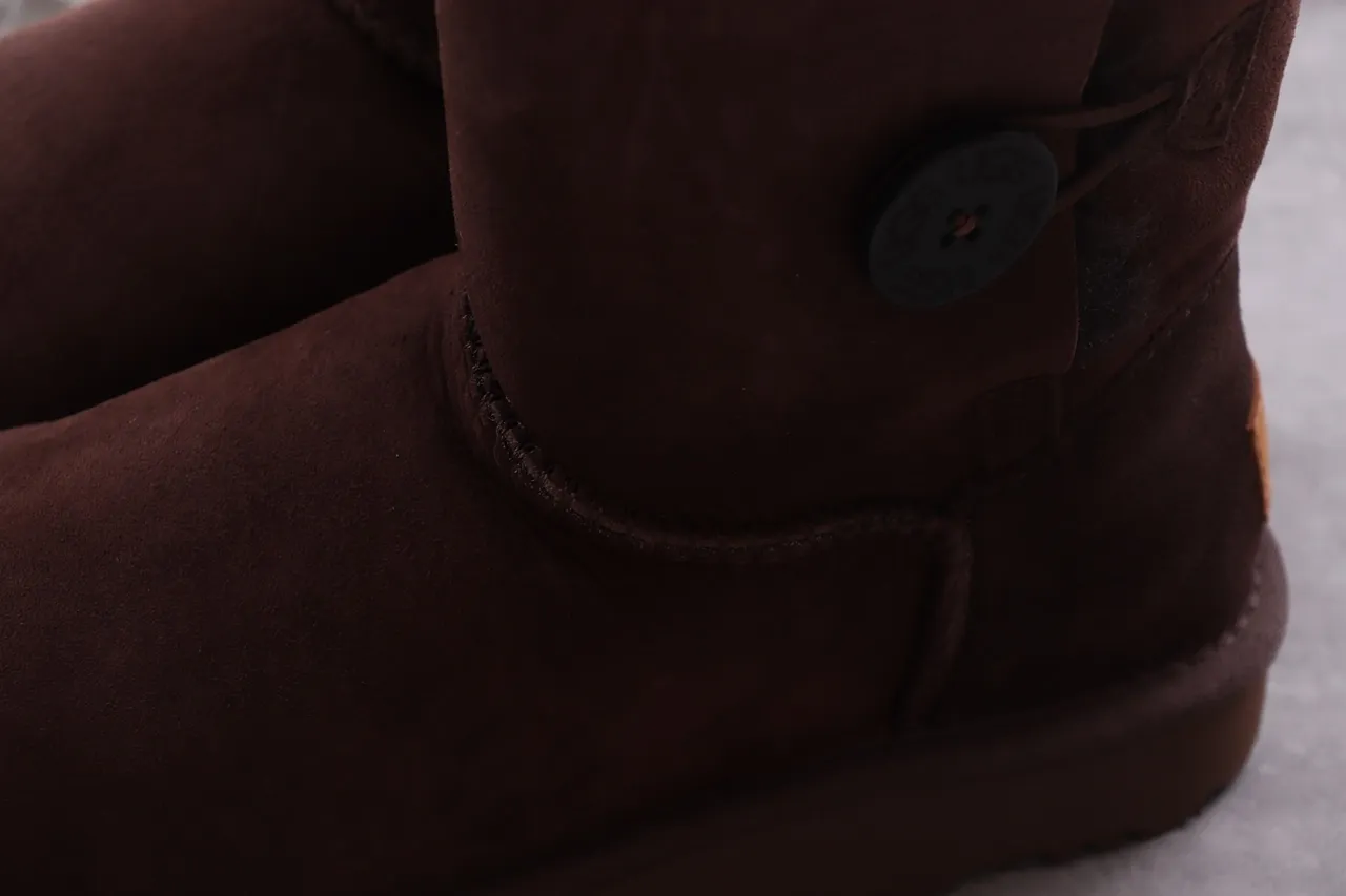 UGG Classic Short Brown Suede Shearling-Lined Snow Boots 6