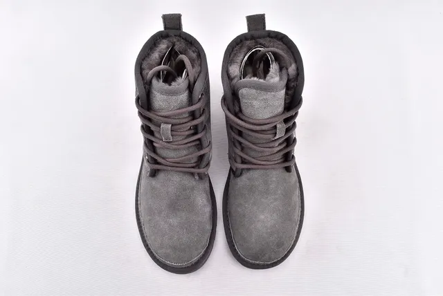 UGG Harkley ग्रे सूड लेस-अप एंकरल बूट्स 3