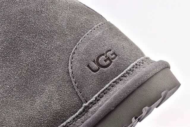 UGG Harkley ग्रे सूड लेस-अप एंकरल बूट्स 4