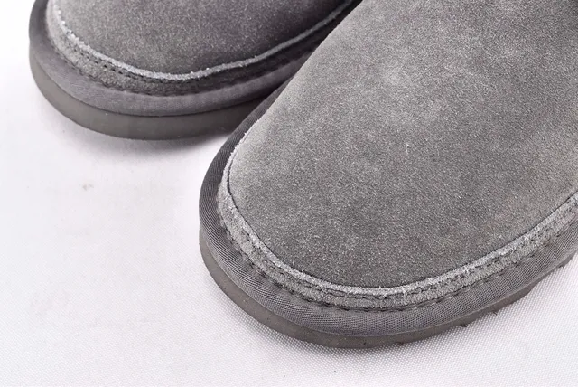 UGG Harkley ग्रे सूड लेस-अप एंकरल बूट्स 10