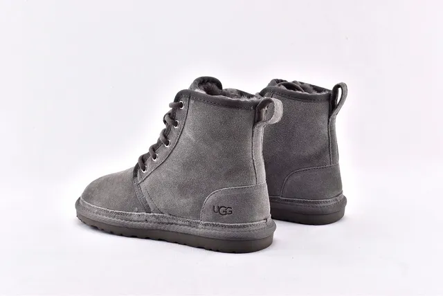 UGG Harkley ग्रे सूड लेस-अप एंकरल बूट्स 14