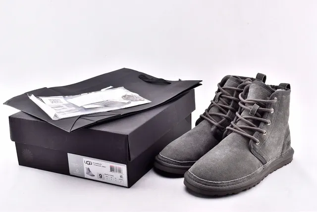 UGG Harkley ग्रे सूड लेस-अप एंकरल बूट्स 15