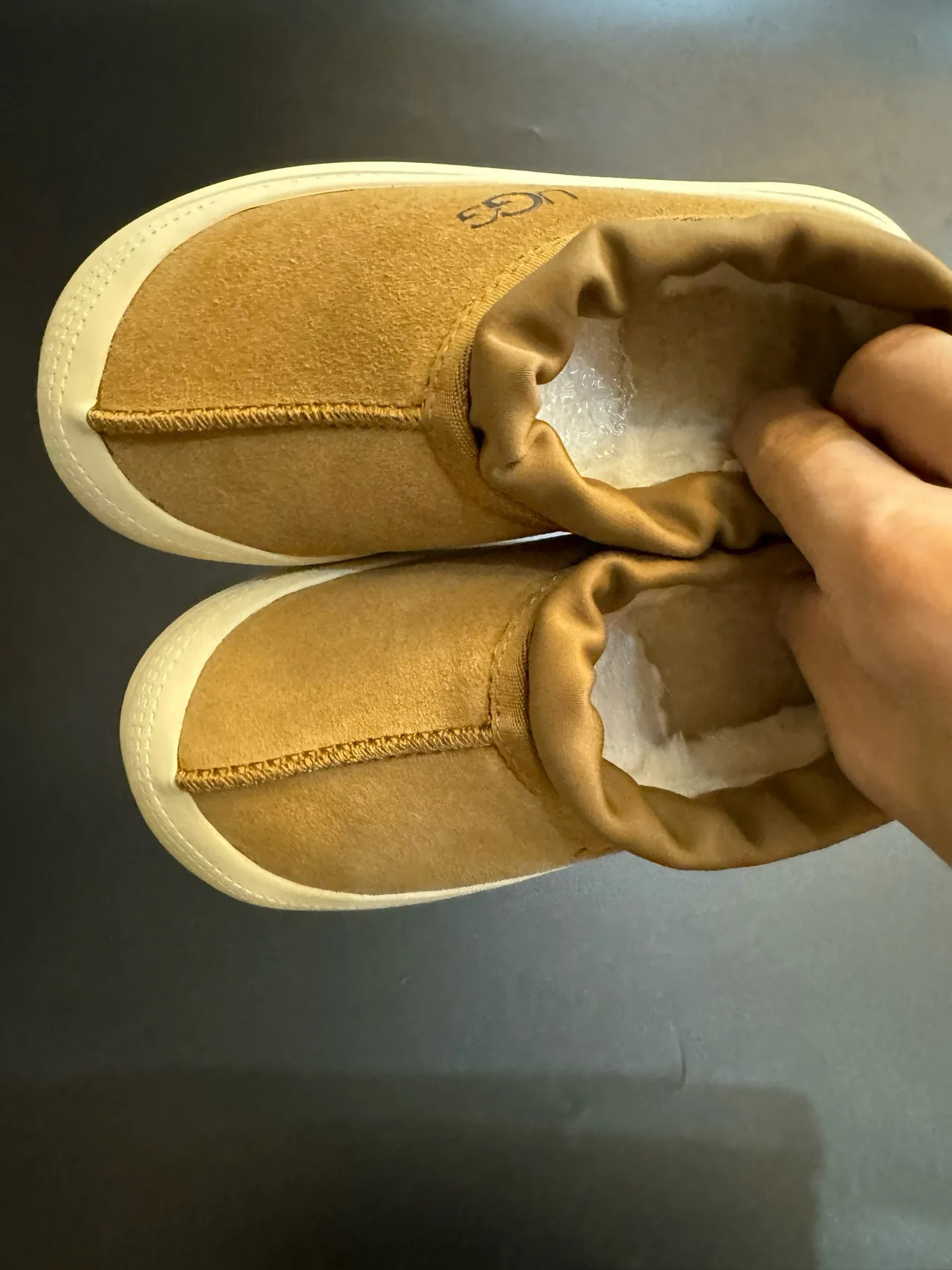 UGG Tasman Beige White Slip-On Platform Sole Casual Shoes 7