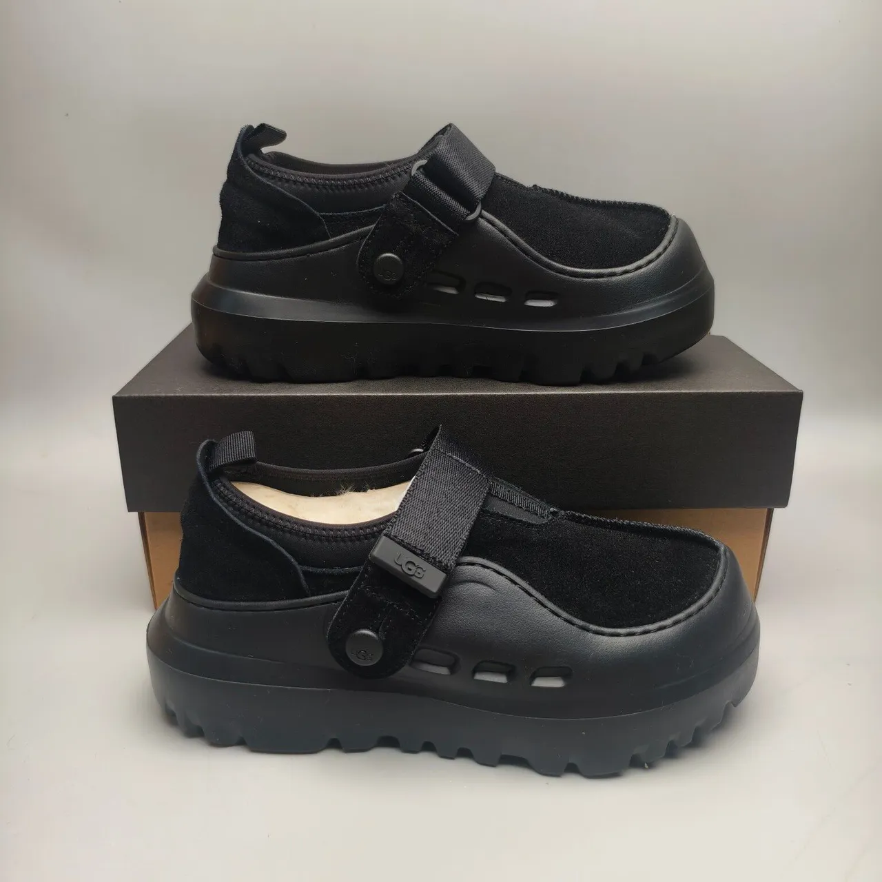 UGG Tasman Black Chunky Platform Sole Suede Upper Casual Shoes 5