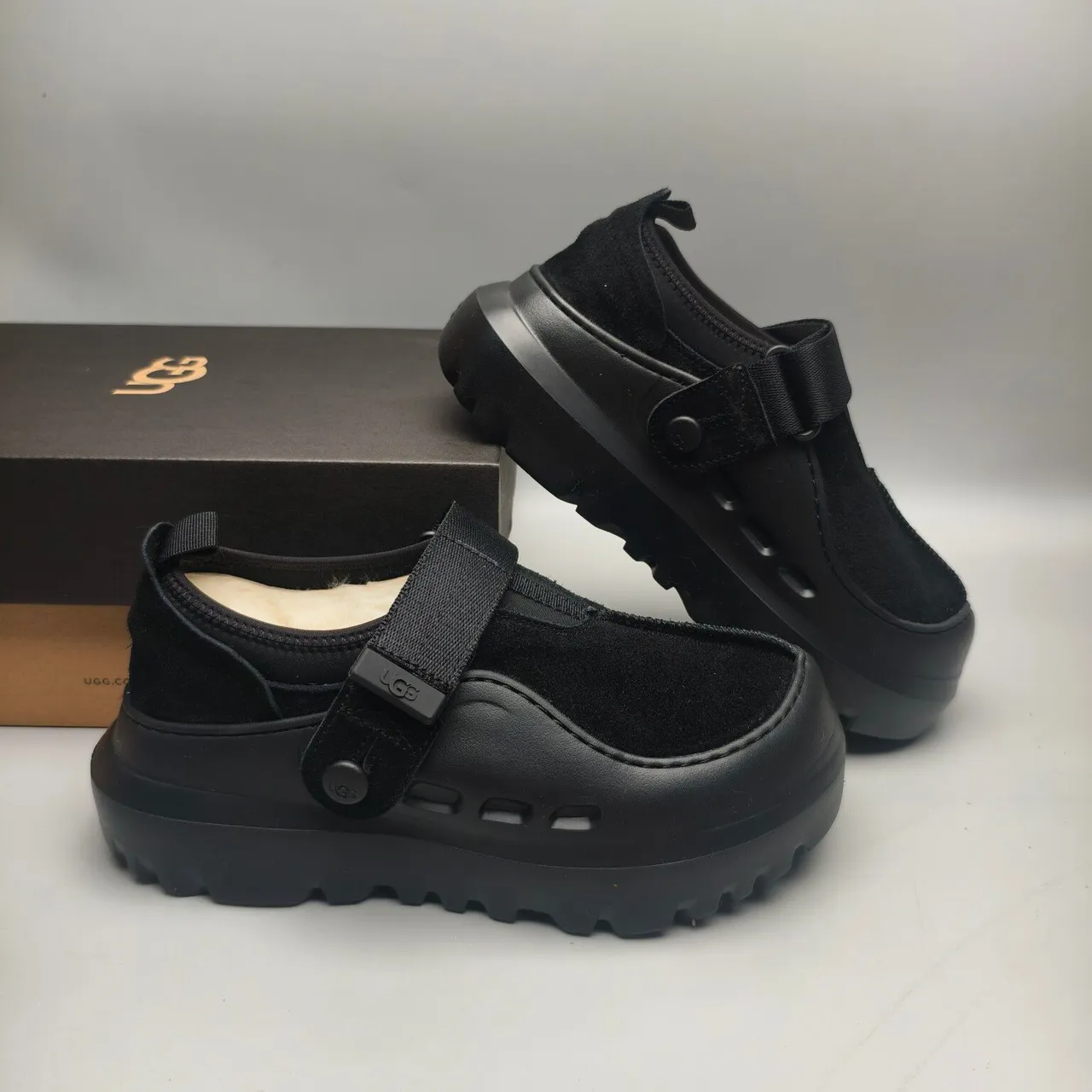 UGG Tasman Black Chunky Platform Sole Suede Upper Casual Shoes 6