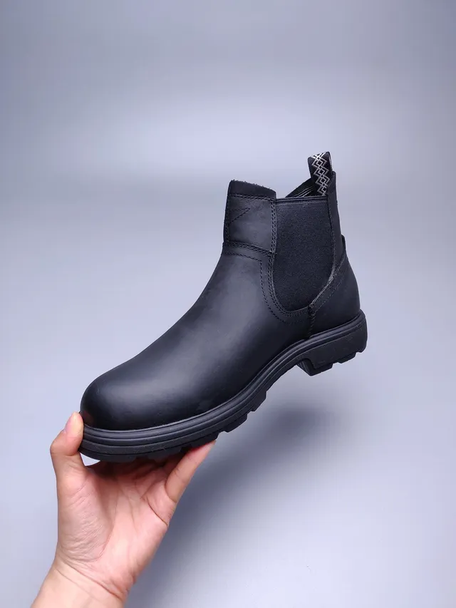 UGG Tasman কালো চামড়ার চেলসি বুটস 3