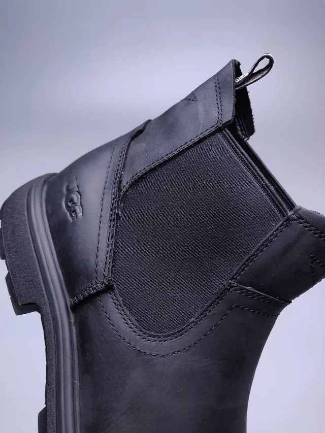 UGG Tasman কালো চামড়ার চেলসি বুটস 4