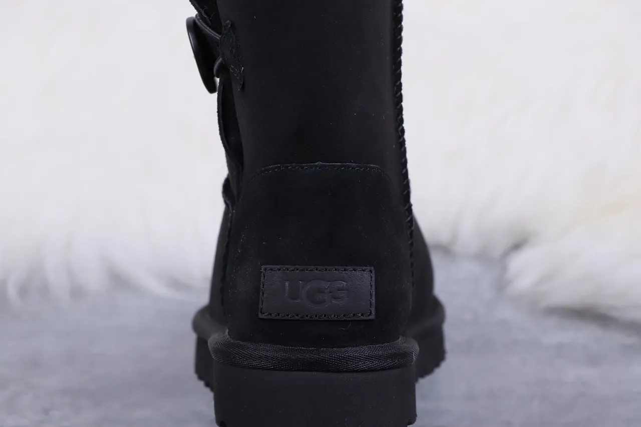 UGG Tasman Bottes de Neige Noires avec Doublure Shearling 5