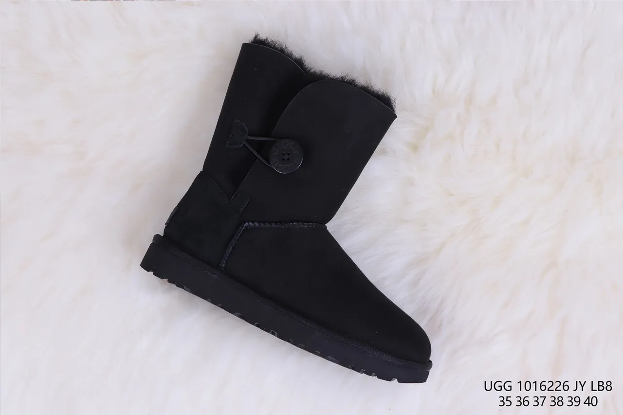 UGG Tasman Bottes de Neige Noires avec Doublure Shearling 6