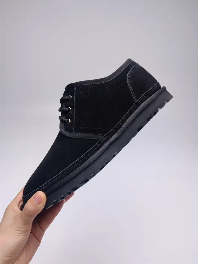 UGG Tasman 黑色麂皮系带雪靴 5