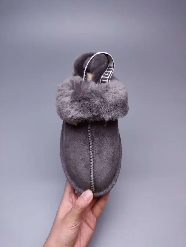 UGG Tasman 灰色麂皮平台拖鞋 6