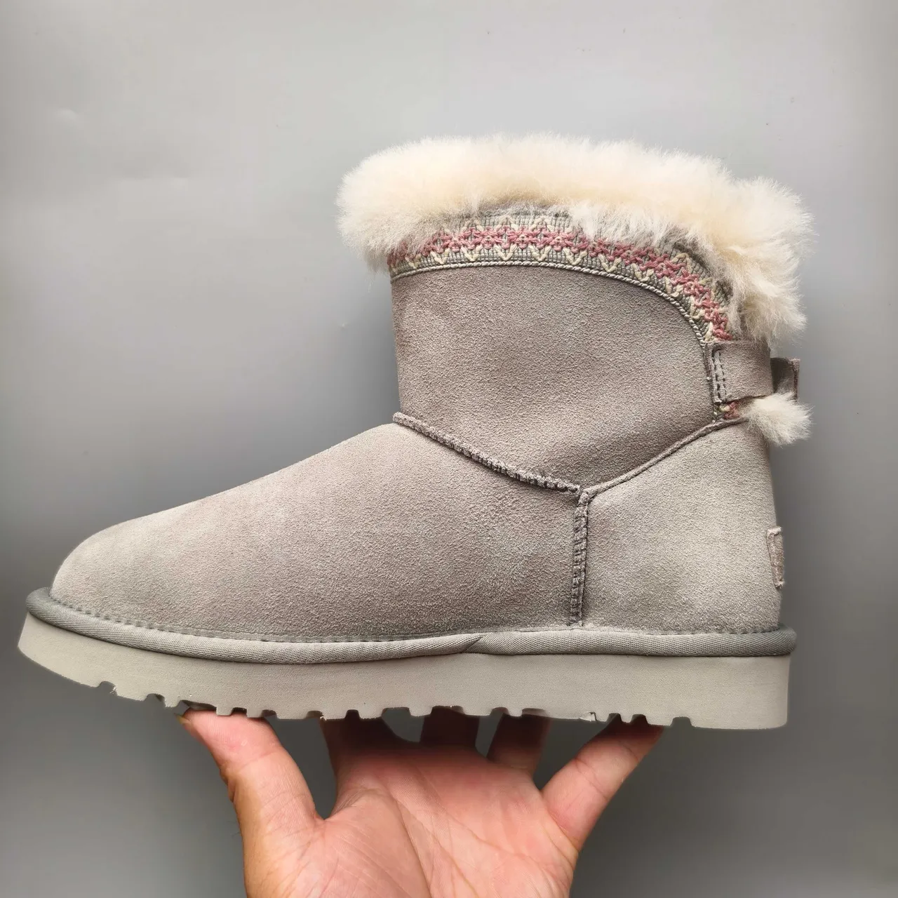 UGG Tasman 浅灰麂皮羊毛护腿雪靴 8