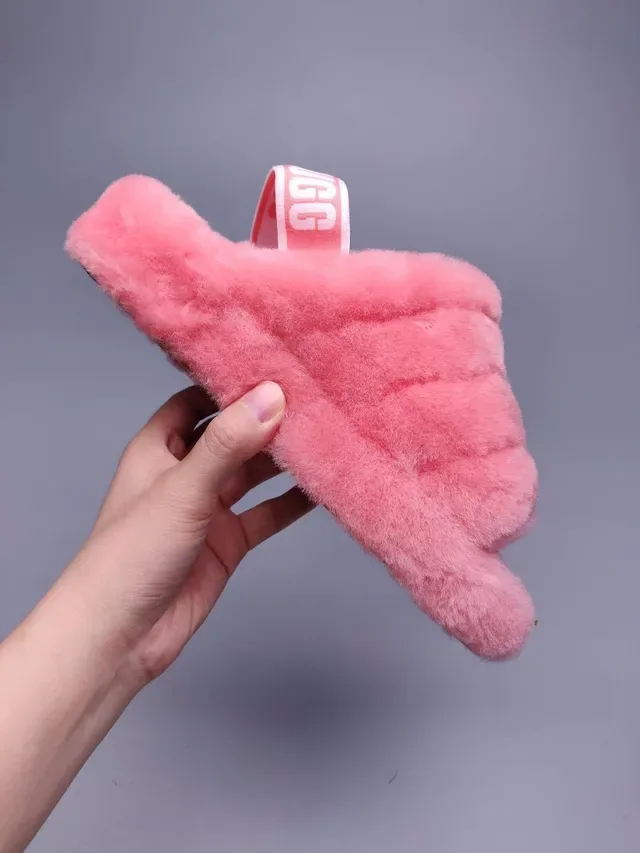 UGG Tasman 粉色羊毛拖鞋 9
