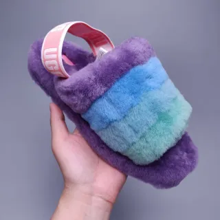 UGG Tasman 紫蓝渐变毛绒拖鞋