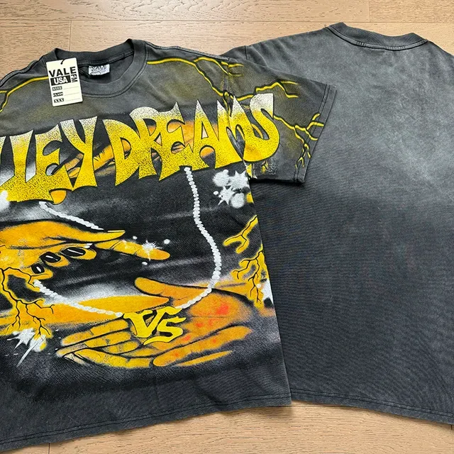 Vale Forever Graphic Print Spray-Paint Style T-Shirt 3