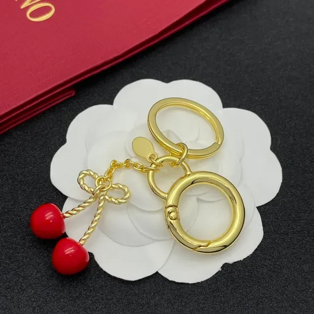 Valentino 樱桃蝴蝶结 金 红色金属 扭曲绳 手链 3