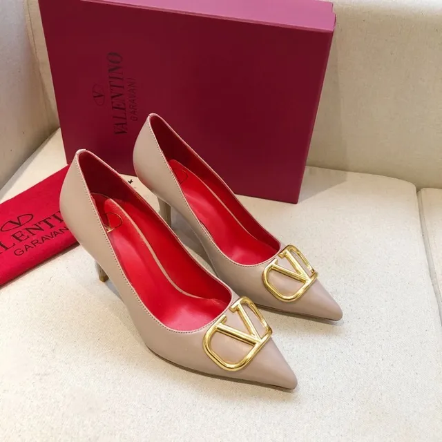 Valentino Rockstud Beige Red Pointed Toe Stiletto Heel Pump 3