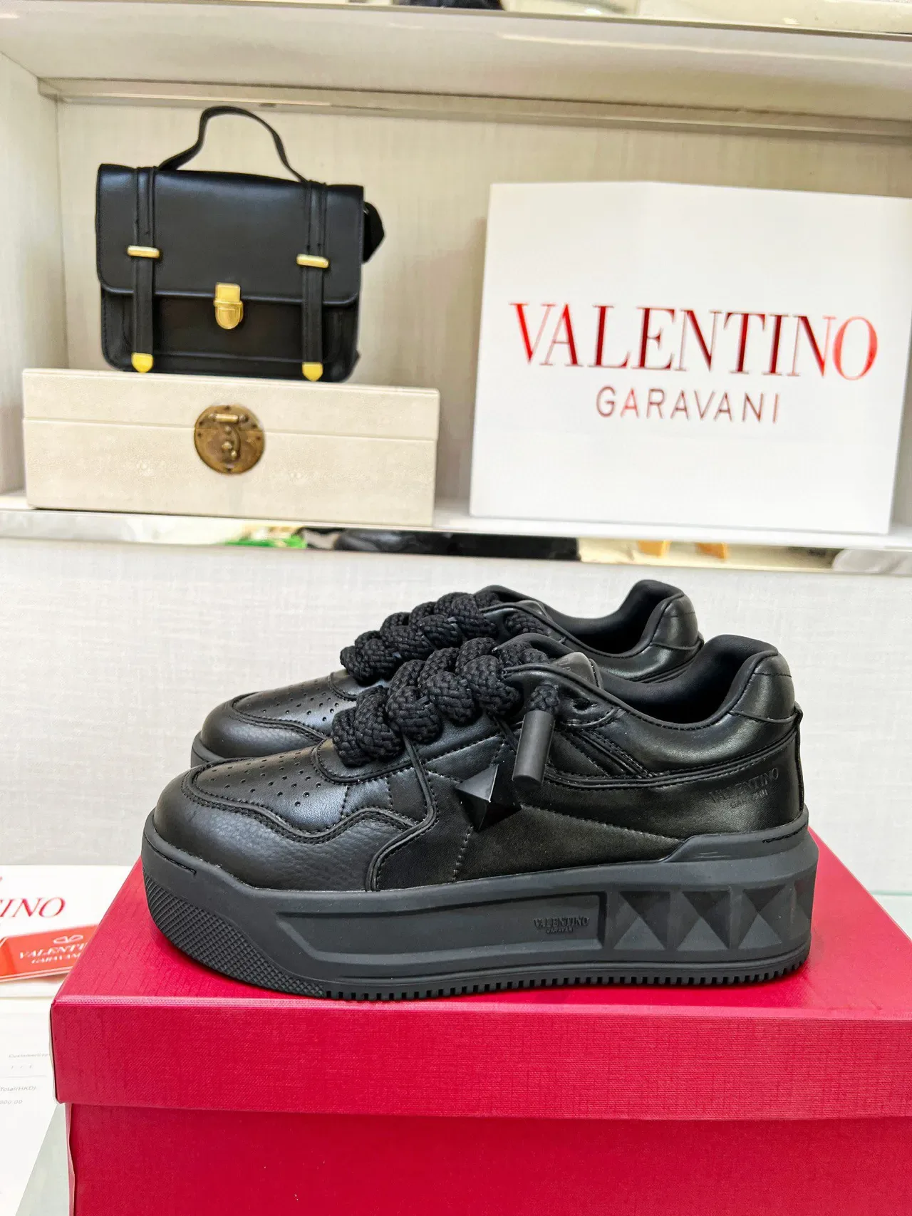 Valentino Rockstud काले चमड़े की प्लेटफॉर्म लाइफस्टाइल स्नीकर्स 8