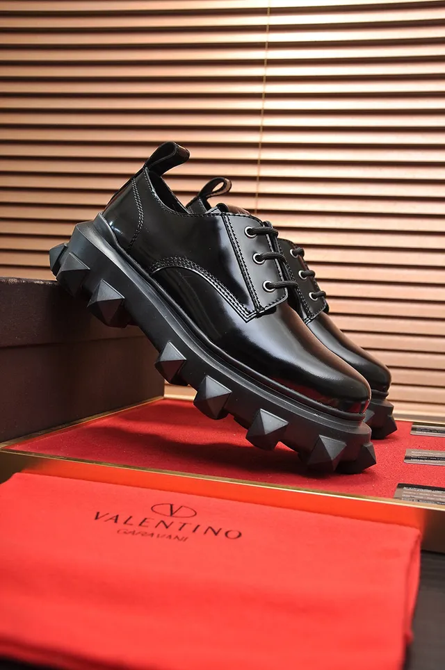 Valentino Rockstud Black Patent Leather Studded Platform Oxford Shoes 7