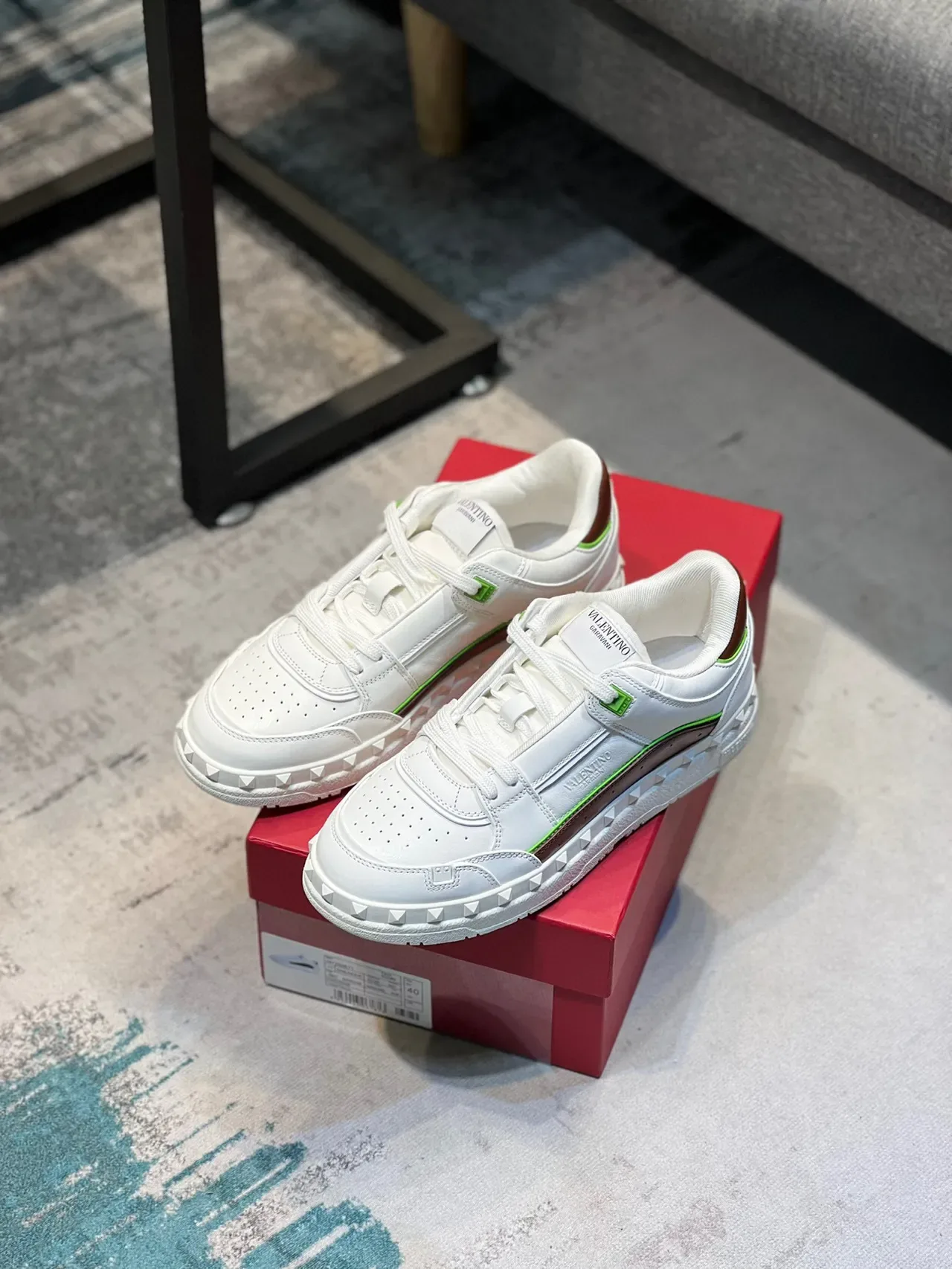 Valentino Rockstud Baskets Lifestyle Blanc Marron Vert Cloutées 7