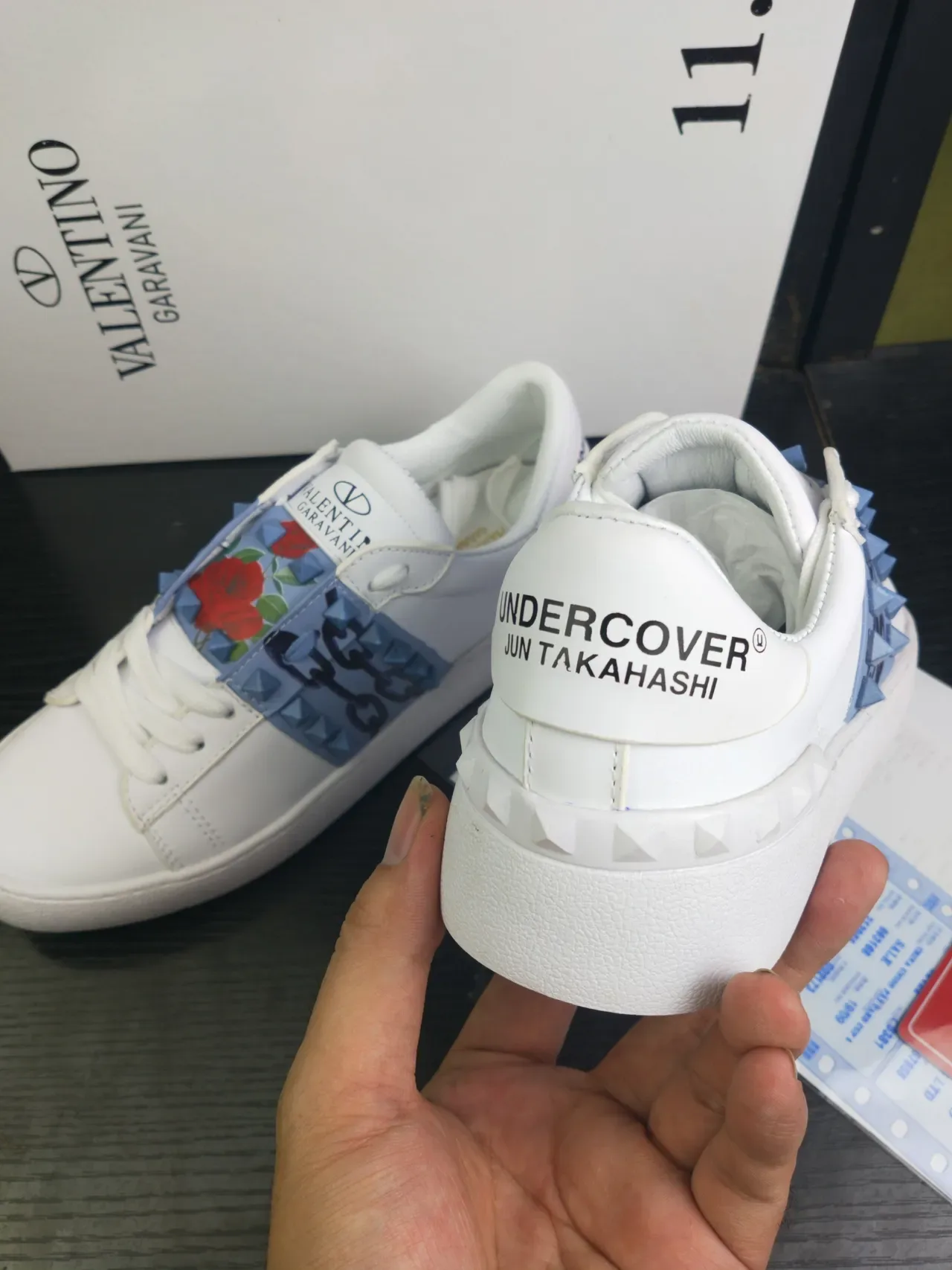 Valentino Rockstud White Leather Studded Side Strap Rose and Chain Print Lifestyle Sneakers 3