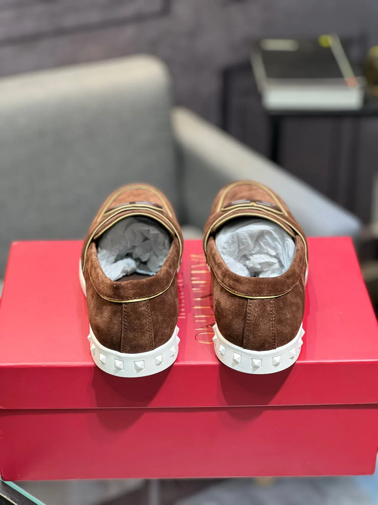 Valentino VLOGO Mocassins Marron Blanc Daim Supérieur Sangle à boucle Mocassins 8