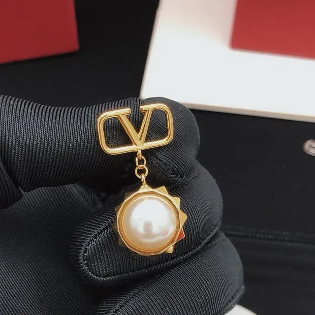 Valentino VLogo Pearl Drop Earrings 2