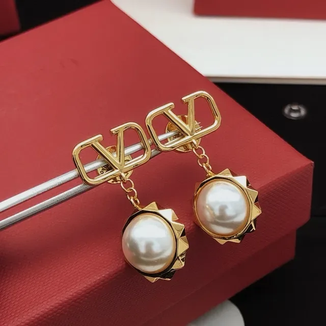 Valentino VLogo Pearl Drop Earrings 5